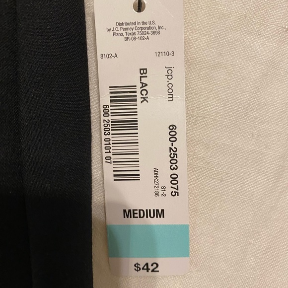 ***** NEW******Maternity black skirt - Picture 2 of 2